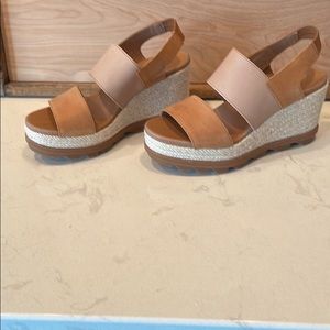 Size 10 Sorel Wedges- Never worn